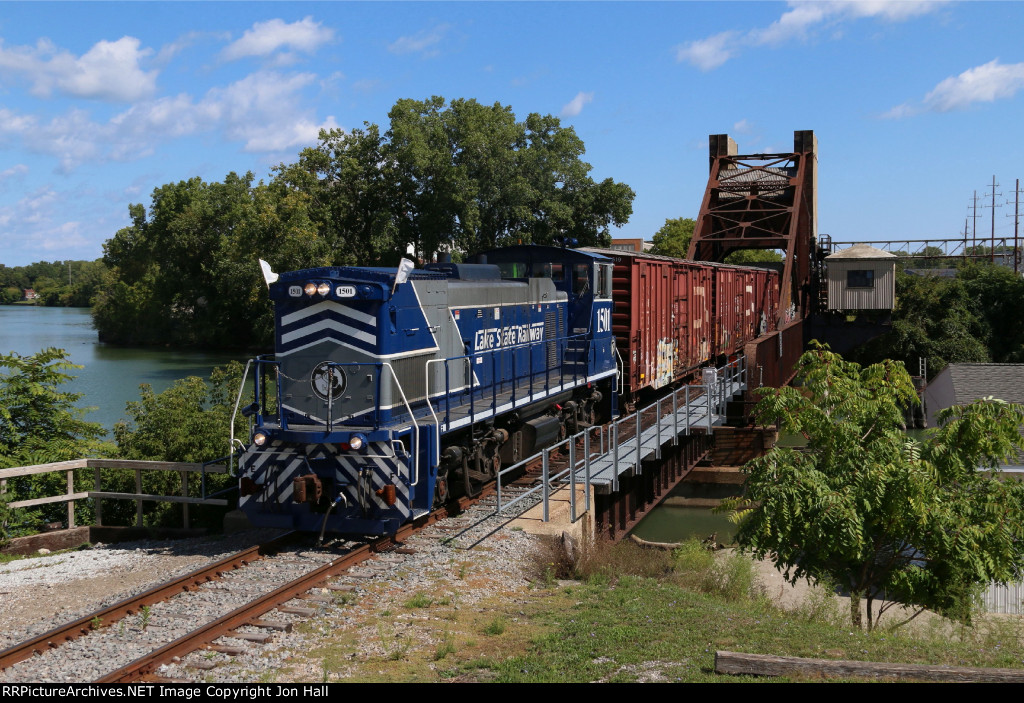 LSRC 1501 work over the Black River drawbridge